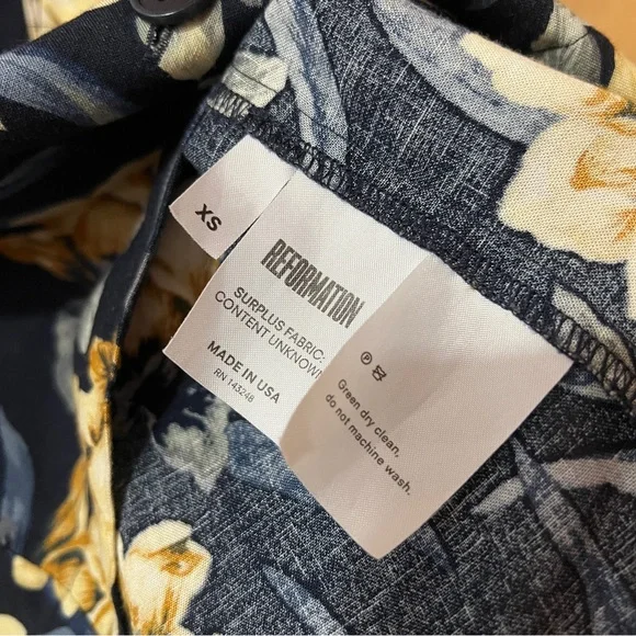 Reformation | Oahu Floral Matching Set Two Piece Button Up Top & Shorts Size XS - Picture 11 of 16